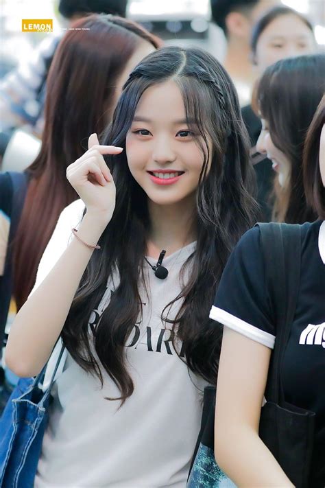 wonyoung izone.